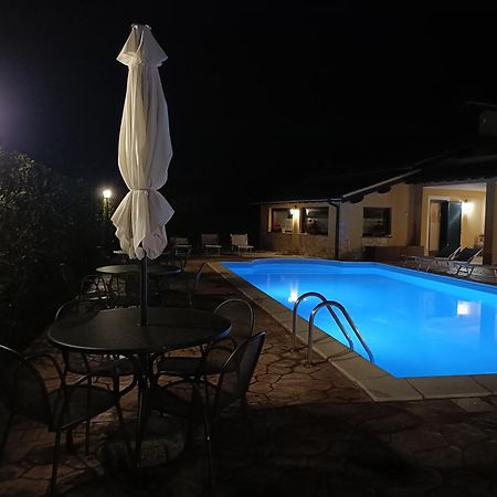 L'Infinito Bed and Breakfast Carbognano Exteriör bild