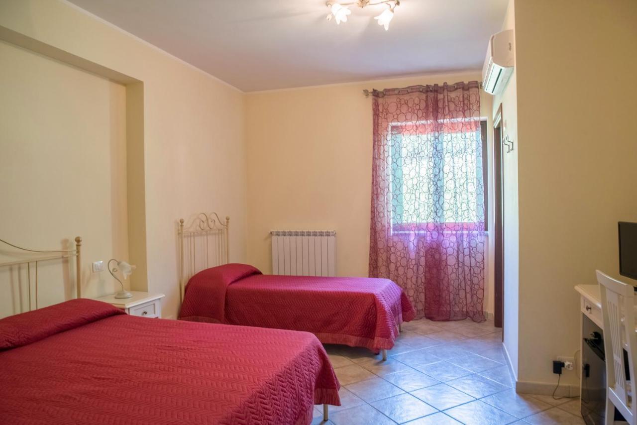 L'Infinito Bed and Breakfast Carbognano Exteriör bild