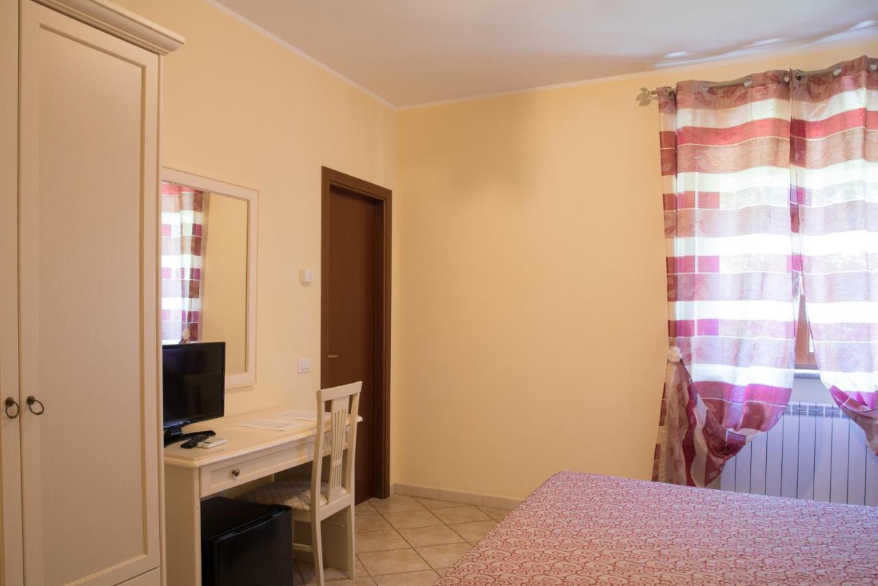 L'Infinito Bed and Breakfast Carbognano Exteriör bild
